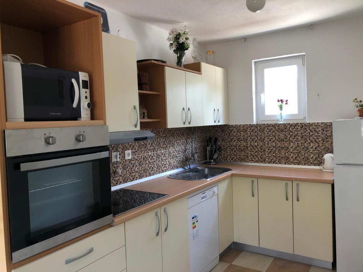 Holiday Home Antonija Stari Grad  Luaran gambar